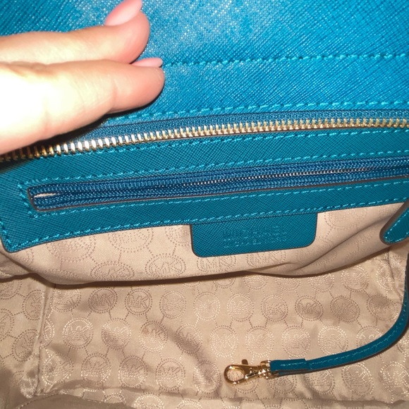 Michael Kors Crossbody bag - Picture 5 of 6